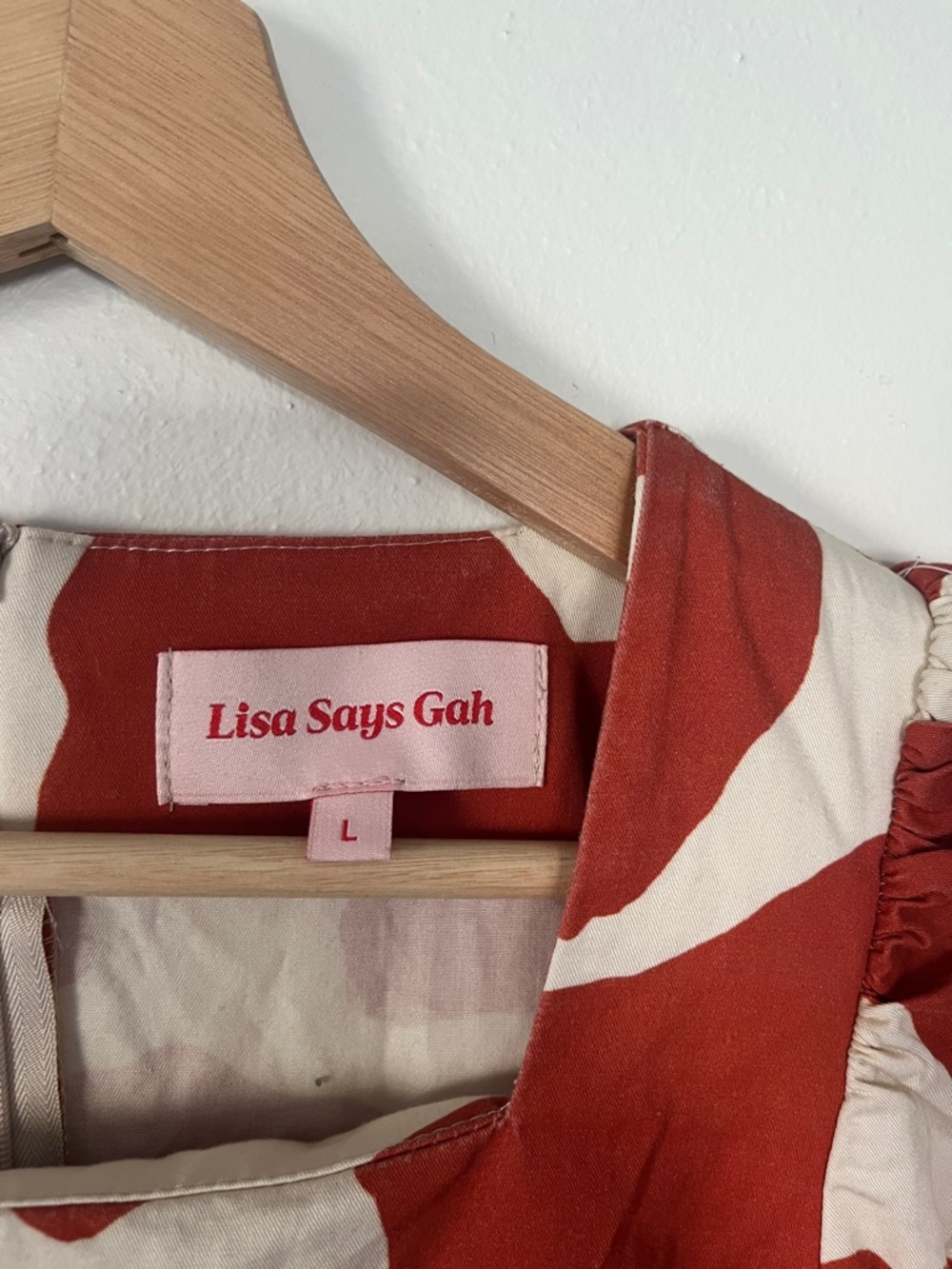 Lisa Says Gah Red and Cream Abstract Puff-Sleeve Dress - Picture 2 of 3